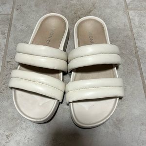 Vionic sandals